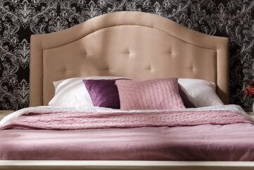 Кровати с мягким изголовьем