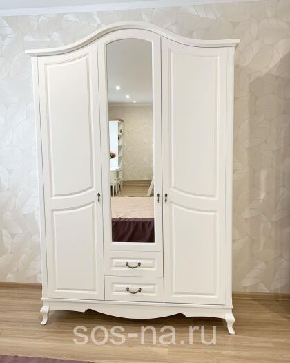 Шкаф Авиньон 3х-створчатый с ящиками