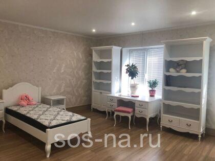 Стеллаж Амелия с дверками