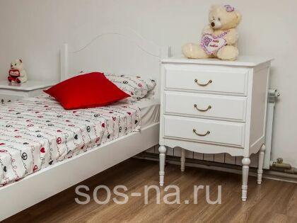 Комод Амелия узкий 3 ящика