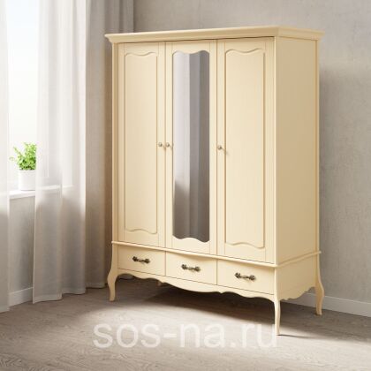 Шкаф 3х дверный с зеркалом Лебо